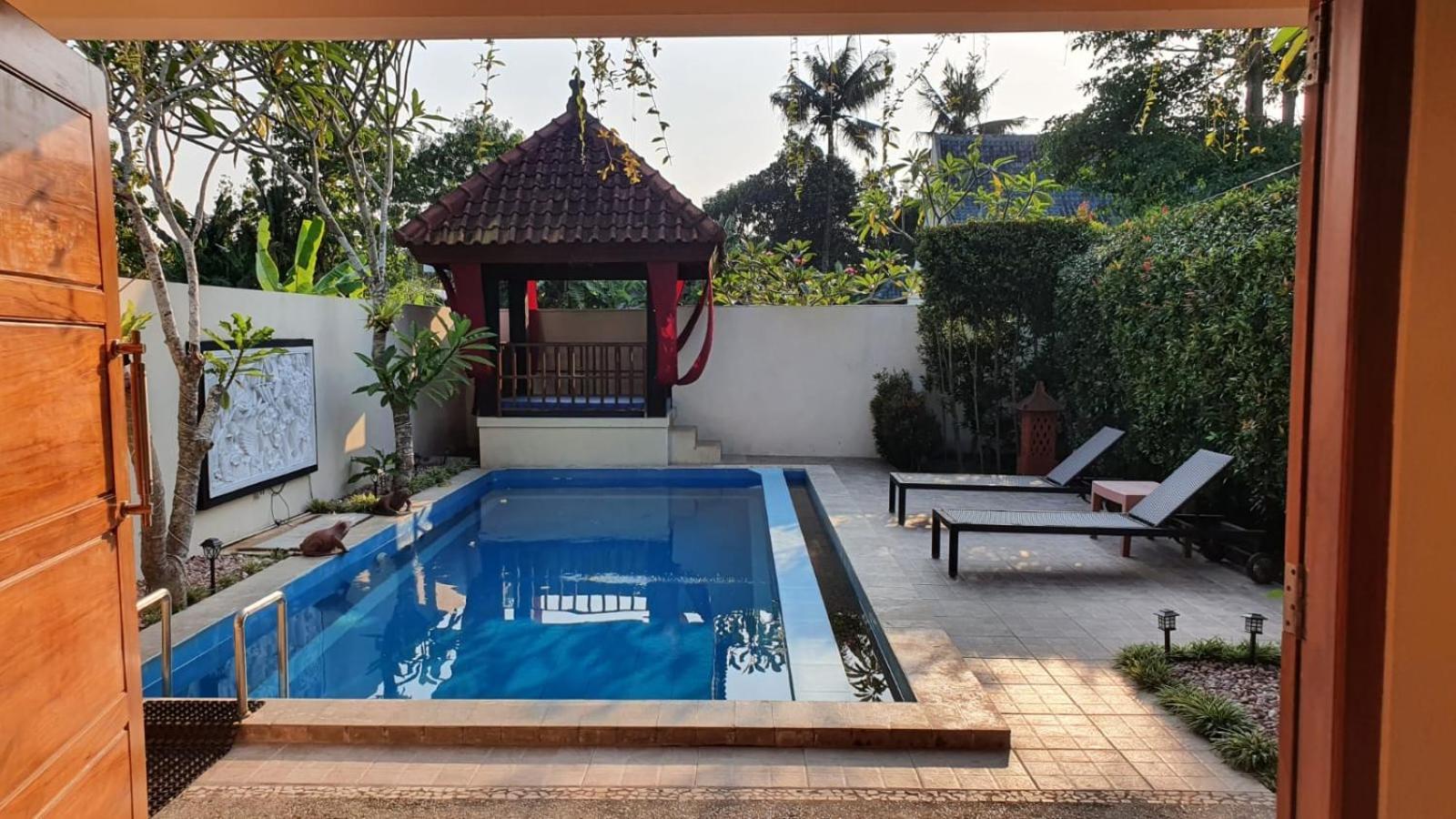 Rosseno Villa Yogyakarta Luaran gambar