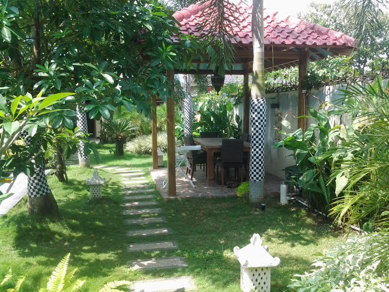 Rosseno Villa Yogyakarta Luaran gambar