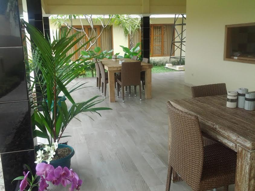 Rosseno Villa Yogyakarta Luaran gambar