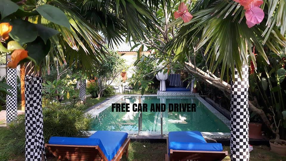 Rosseno Villa Yogyakarta Luaran gambar