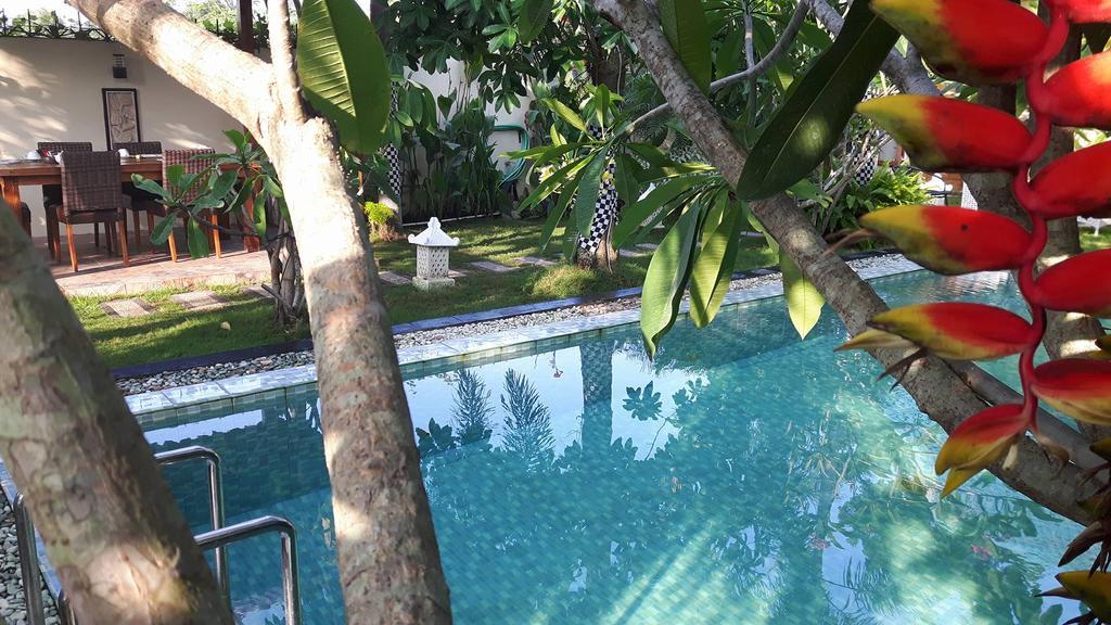 Rosseno Villa Yogyakarta Luaran gambar