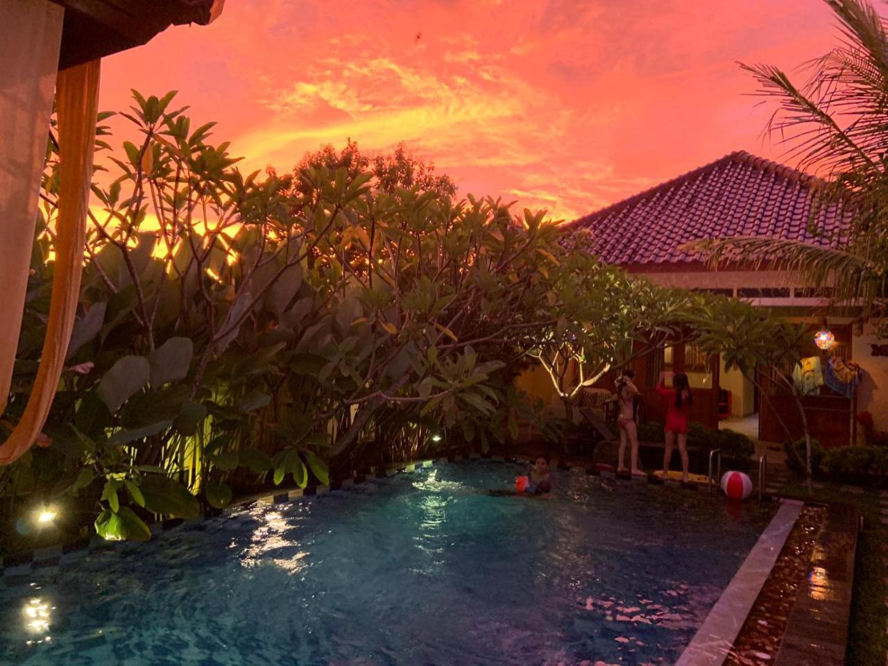 Rosseno Villa Yogyakarta Luaran gambar